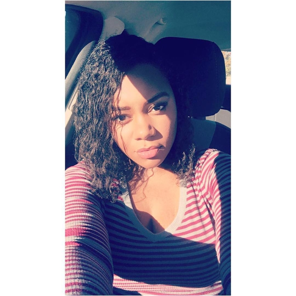 Meet your Posher, Alexandra lavi